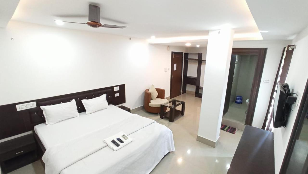 Gods County. Resort & Banquets Tarapith Dış mekan fotoğraf