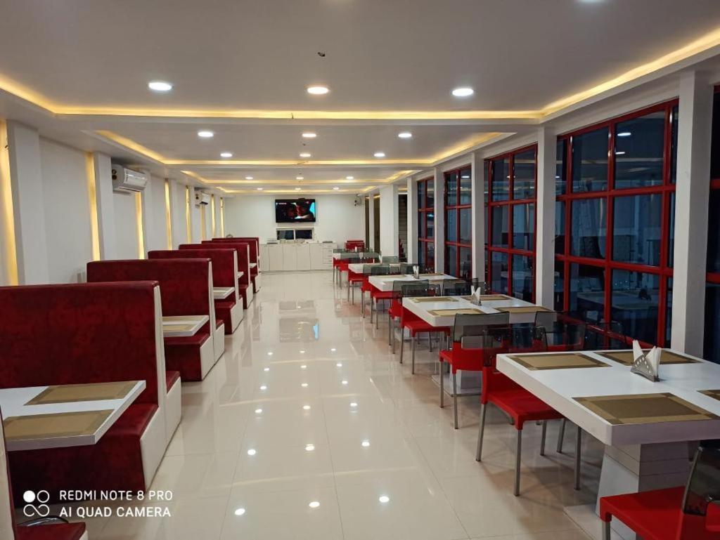 Gods County. Resort & Banquets Tarapith Dış mekan fotoğraf