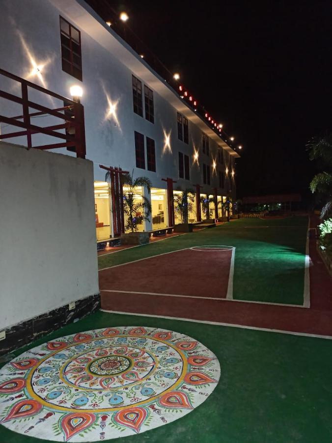 Gods County. Resort & Banquets Tarapith Dış mekan fotoğraf