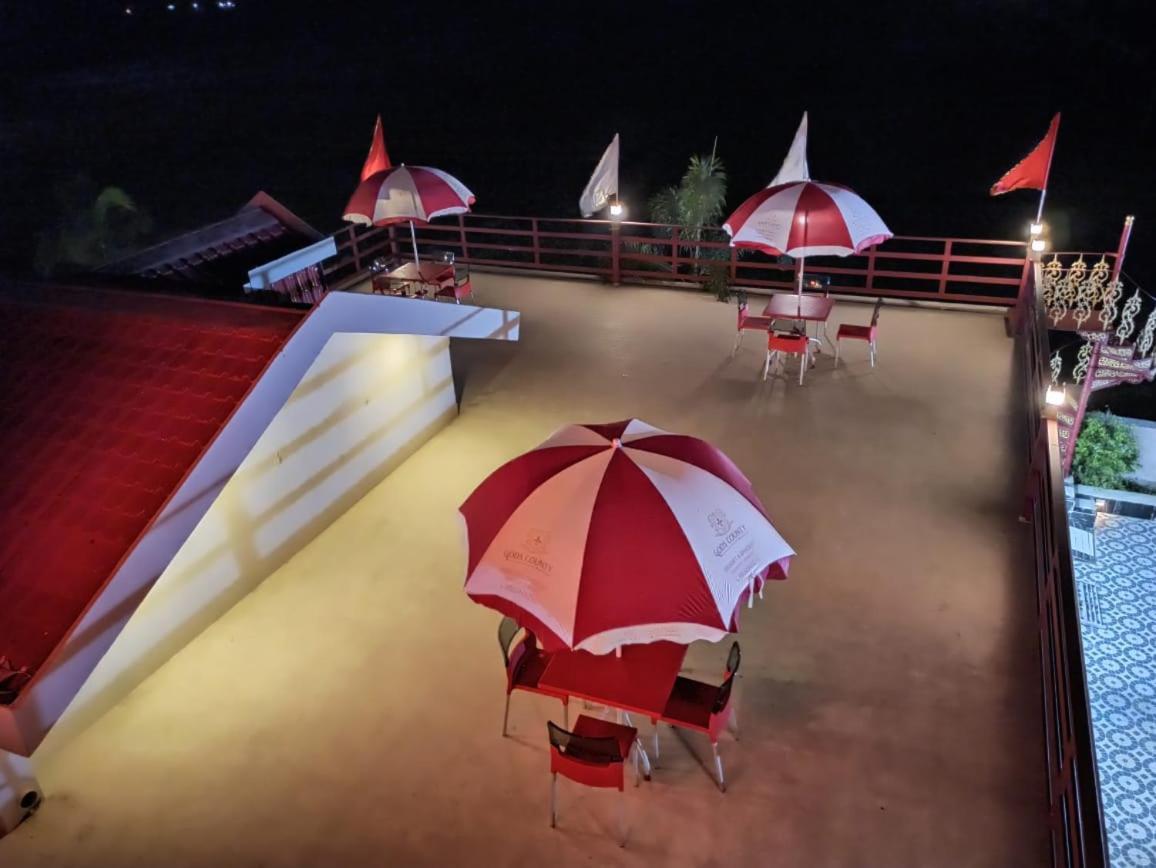 Gods County. Resort & Banquets Tarapith Dış mekan fotoğraf